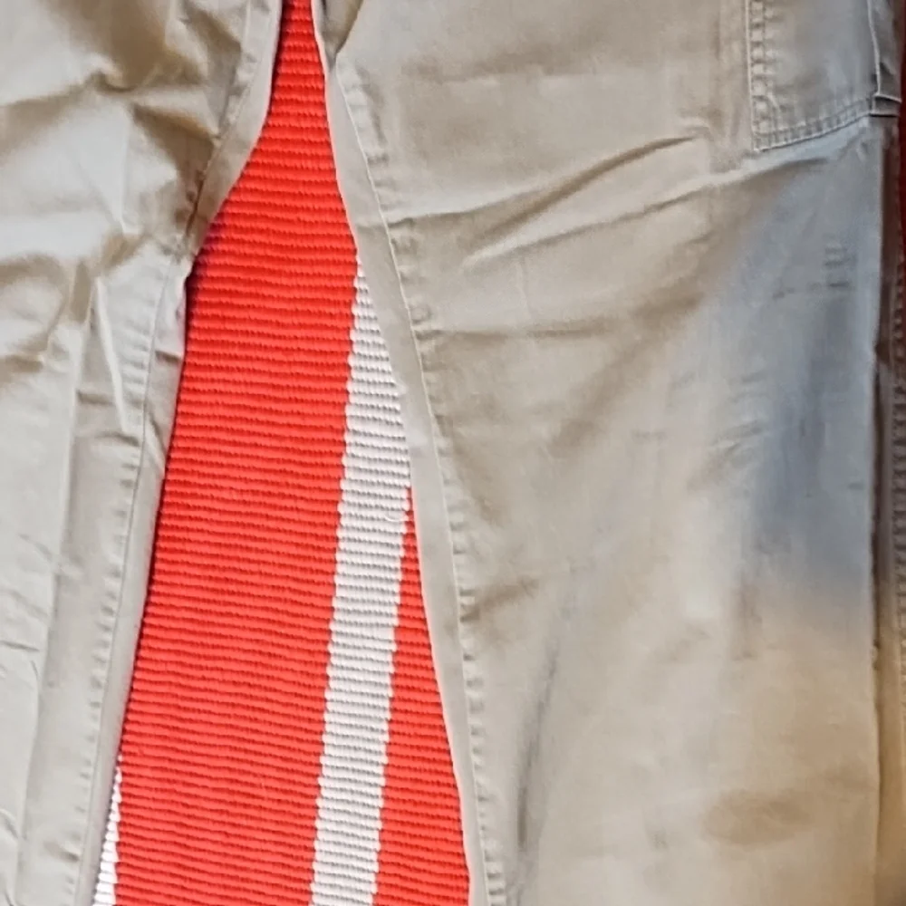 Wrangler EUC Men's Tan Cargo Pants 34/30.